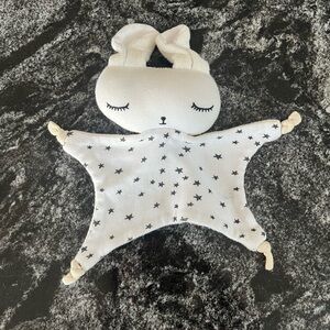 Wee Gallery Cuddle Bunny Star Print